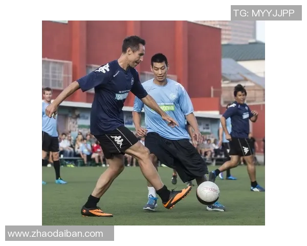 纳什与足球明星的精彩对话揭示运动背后的激情与梦想