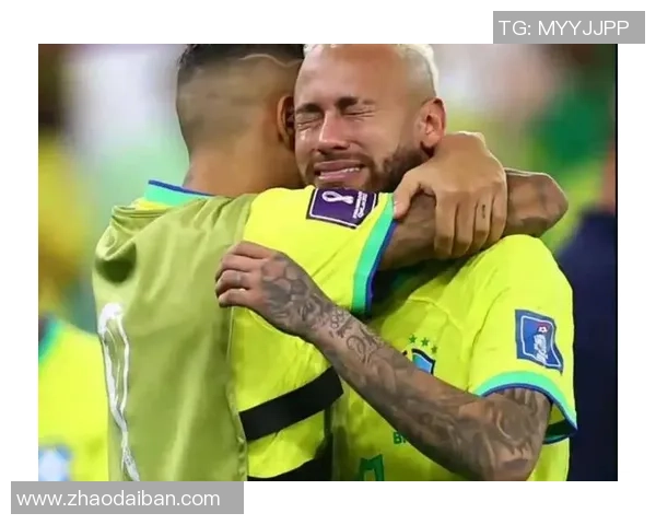 足球明星在关键时刻展现超凡实力力挽狂澜的精彩瞬间图片集锦